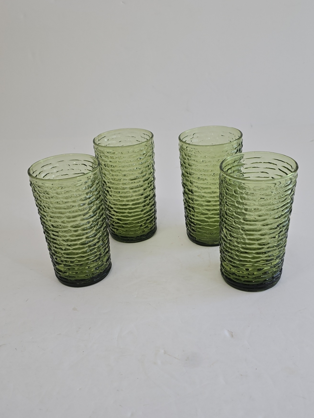 Vintage Anchor Hocking Set Of 4 Sorreno Avocado Green Textured Glasses 5" Tall
